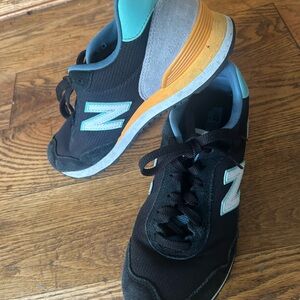 New Balance 515 Black and Teal Sneakers